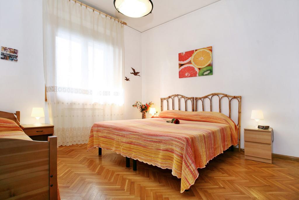 Appartamento Rialdoli Scandicci Rum bild